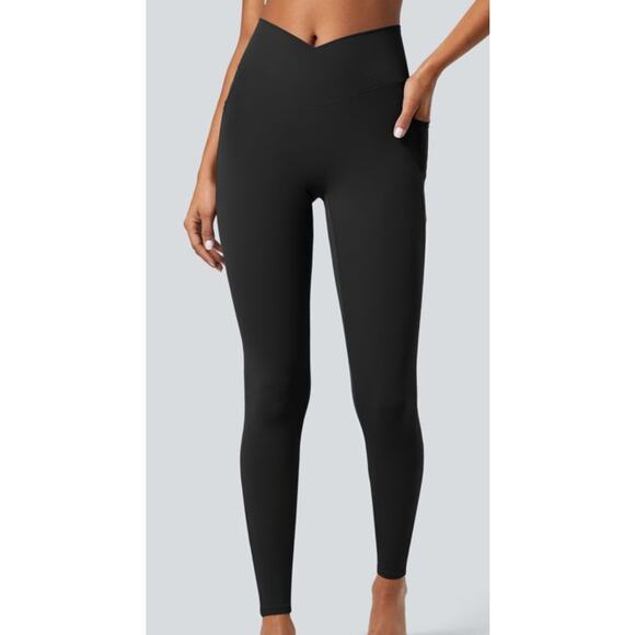 Halara Pants - NWT Halara Softlyzero Crossover Pocket Plain Leggings Black Size Small 4/6 UPF